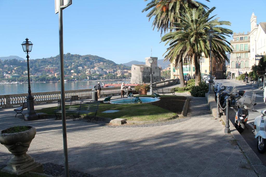 Hotel Villa Cristina Rapallo Exteriör bild